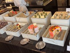 -圣丰索菲特·2 On 988 Café 自助餐厅