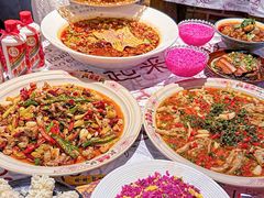 -耙吉吉川味小酒馆(本地人回头店)
