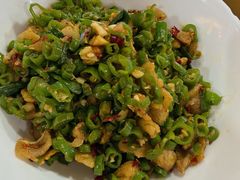 青椒炒油渣-笨罗卜浏阳菜馆(太平街店)