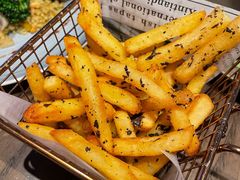 黑松露薯条-Calix&Lay's(新天地店)