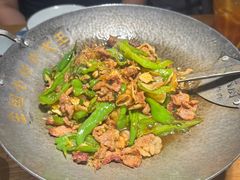 -费大厨辣椒炒肉(万家丽一店)