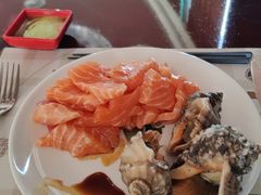 -荣誉国际酒店-云顶旋转餐厅