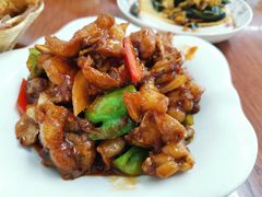 -胡子饮食店