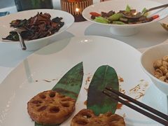 藕遇-上蔬无瑕· 创意素食·Vegetarian(华采天地店)