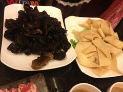 -焱三乐四川火锅店(经纬街店)