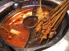 -佰人王串串香火锅(洋珠巷店)