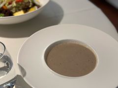 -MONICH牛排融合餐厅(和义大道购物中心店)