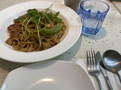 -必胜客(WOW中心城店)