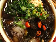 -闯关东东北农家菜(崂山石老人店)