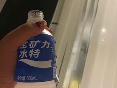 -桔子酒店(上海西藏北路地铁站店)