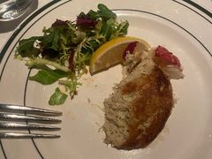 招牌蟹肉饼-Wolfgang’s Steakhouse 沃夫冈牛排馆(上海白玉兰广场店)