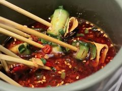 -红鼎豆捞·非遗鲍皇汤火锅(宝丰路店)