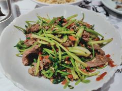 香菜炒牛肉-壹盏灯(惠农店)