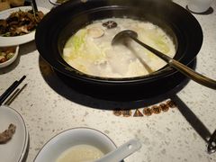 胡椒猪肚鸡-顺德公广东猪肚鸡·煲仔饭(白石洲店)