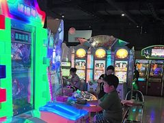 -奇奇乐园(上海仲盛世界商城店)