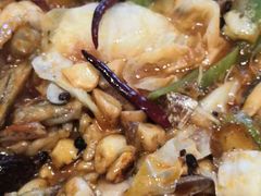 -云海肴·汽锅鸡·云南菜(天山百盛优客店)