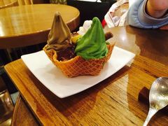 抹茶焙茶冰激凌-VIA TOKYO