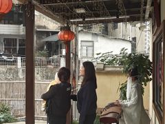 -湘力力小院·鱼汤泡饭(枫林路店)