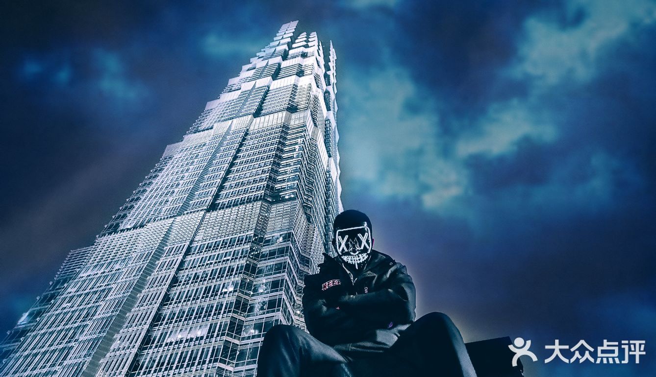 超火爆🔥 本地人才知道陆家嘴三件套最酷合影地