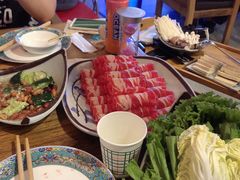 -毛辣果·贵州红酸汤牛肉火锅(西单店)
