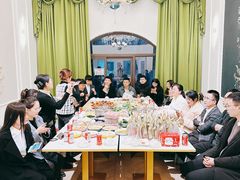 -红河谷晴天别墅轰趴馆