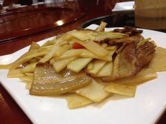 -盛记顺德高佬猪杂粥