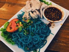 -蝶豆花蓝面条
