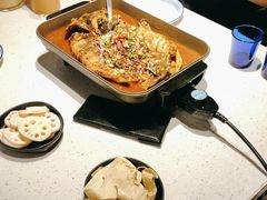 -三江源活鱼现烤(维多利摩尔城店)