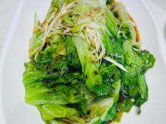 -沙枣树辣子鸡•新疆家常菜(喀什西路店)