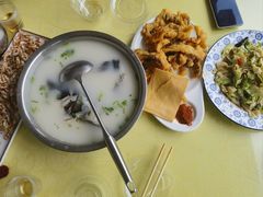-雪湖煜辰鱼头老店(雪野湖店)