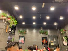 大堂-愉肴麻辣香锅(中山路店)