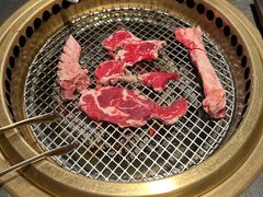 -铭牛烧肉·和牛海鲜自助(高新月牙湖店)