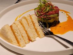 牛肉塔塔配牛油果黑橄榄酱-Solo(衡山路店)