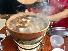 -威邵鸡煲(西华路总店)