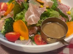 -自然食集西餐厅(泰晤士小镇店)