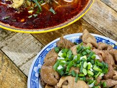 -胥佳烧鸡公牛肉面馆