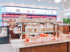 -红宝石·鲜奶小方·海派西点房(南丹店)