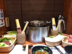-独食火锅·半米屋台(直营总店)