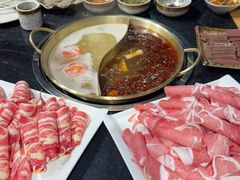 -顶顶汤火牛排火锅·经典铜锅涮肉