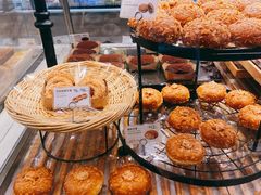 -巴黎贝甜(大宁国际商业广场店)