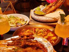 -何师烧烤Pro ·江湖川菜·小龙虾·精酿(太古里旗舰店)