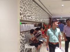 -银泰美食城(银泰城店)