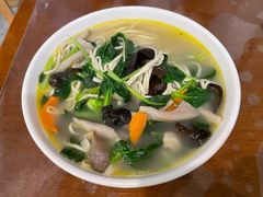 三鲜煨面-大明寺素食坊(扬子江中路店)