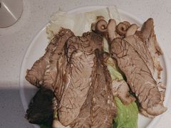 -茅草房·河畔园林火锅