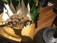 -老牌坊云南鱼豆花火锅(嵩山店)