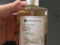 -Bath & Bloom Flagship Store at Central World