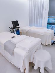 -JNK皮肤管理中心