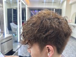 -东梵造型·烫发染发接发连锁SALON