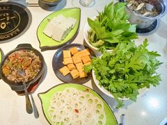 -一叶一世界·素食餐厅(锦华万达店)