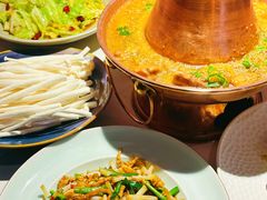 -雀舞云南菜(天津天河城购物中心店)